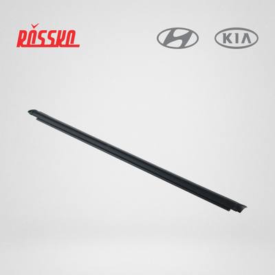 Hyundai/Kia 832101C001 Уплотнитель стекла двери зад. лев.