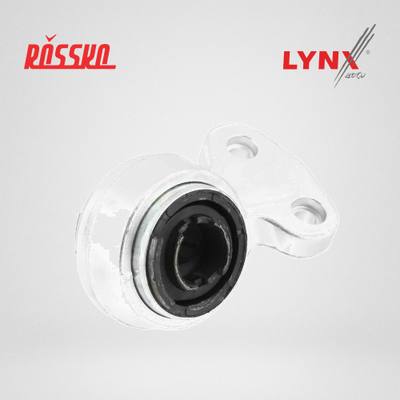 LYNXauto B8235 Сайлентблок рычага подвески | перед прав |