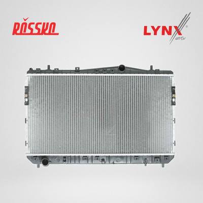 LYNXauto RB-1015 Радиатор охлаждения паяный MT