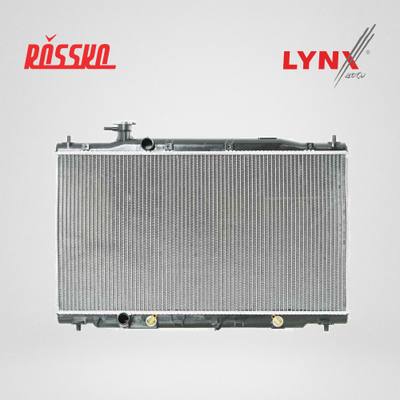 LYNXauto RB-1045 Радиатор охлаждения паяный AT