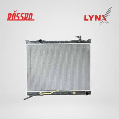 LYNXauto RB-1082 Радиатор охлаждения паяный AT