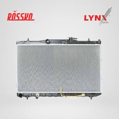LYNXauto RB-1077 Радиатор охлаждения паяный AT