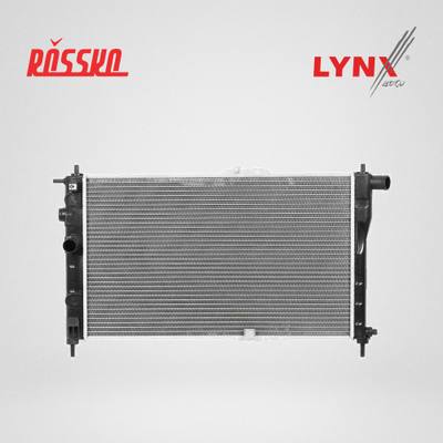 LYNXauto RB-1028 Радиатор охлаждения паяный MT