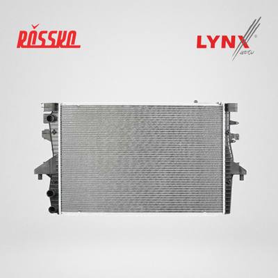 LYNXauto RB-1132 Радиатор охлаждения паяный MT