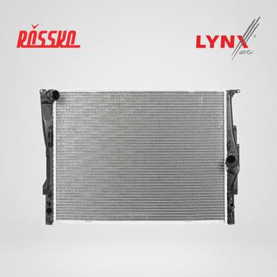 LYNXauto RB-2069 Радиатор охлаждения паяный AT