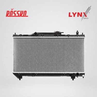 LYNXauto RB-2318 Радиатор охлаждения паяный MT