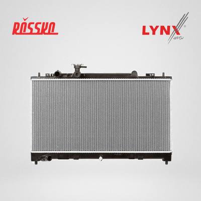 LYNXauto RB-2988 Радиатор охлаждения паяный MT