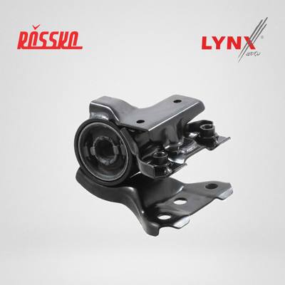 LYNXauto C8303 Сайлентблок рычага подвески | перед лев |